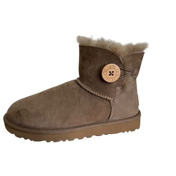 UGG MINI BAILEY BUTTON II CARIBOU BOOTS - WOMEN'S SZ. 6 AMPUTEE 1 SHOE LEFT SHOE - Picture 6 of 16